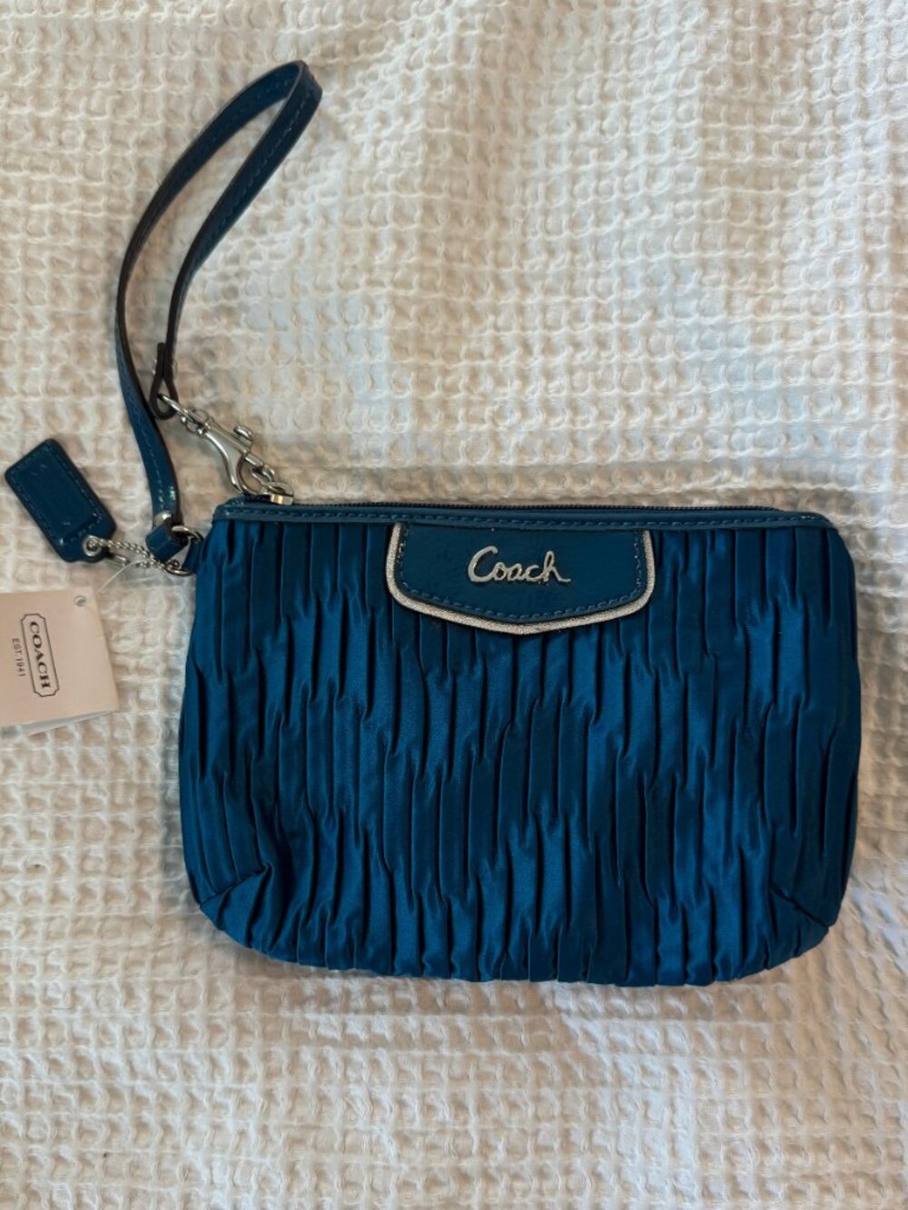 Coach Wristlet Ocean Color